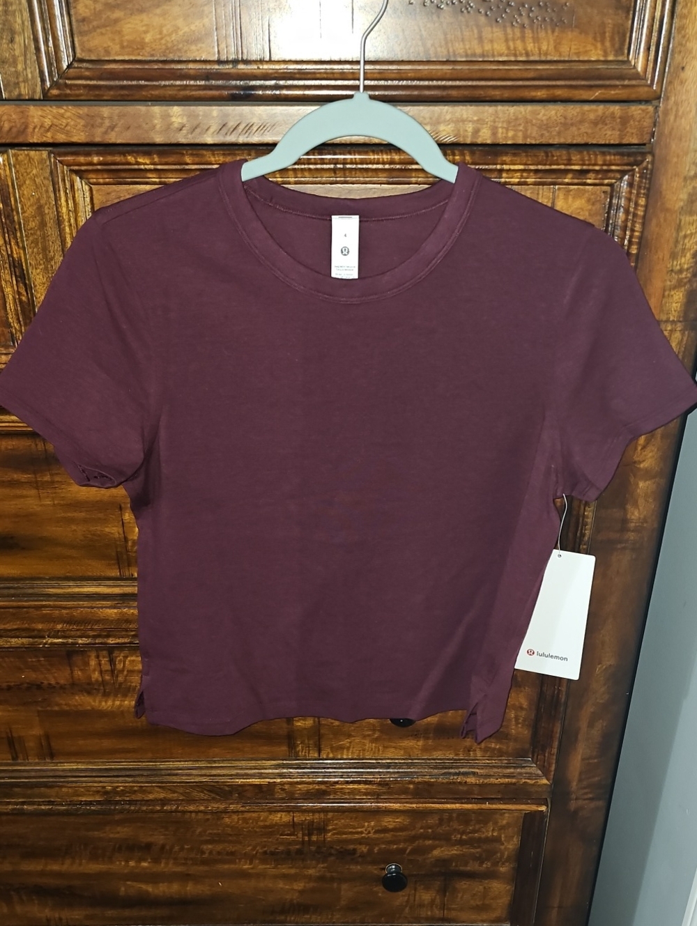Lululemon Classic-Fit Cotton Blend Tee!! Sz 4 Womens! Rare, Sold Out! Garnet!